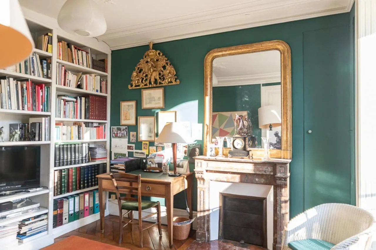 Beautiful 120M Near The Sainte-Chapelle Apartment Paris France
